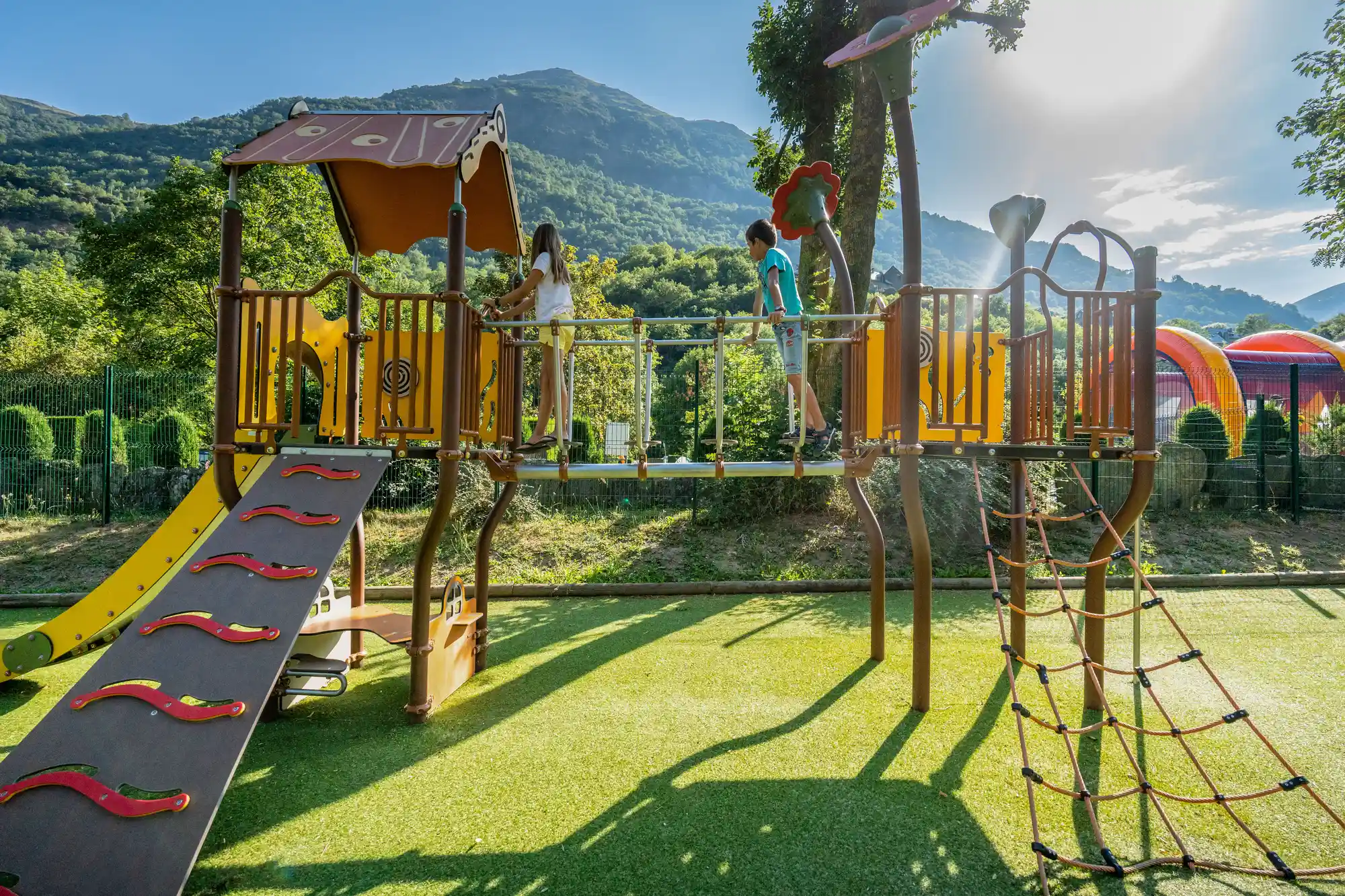 camping playground luz saint sauveur