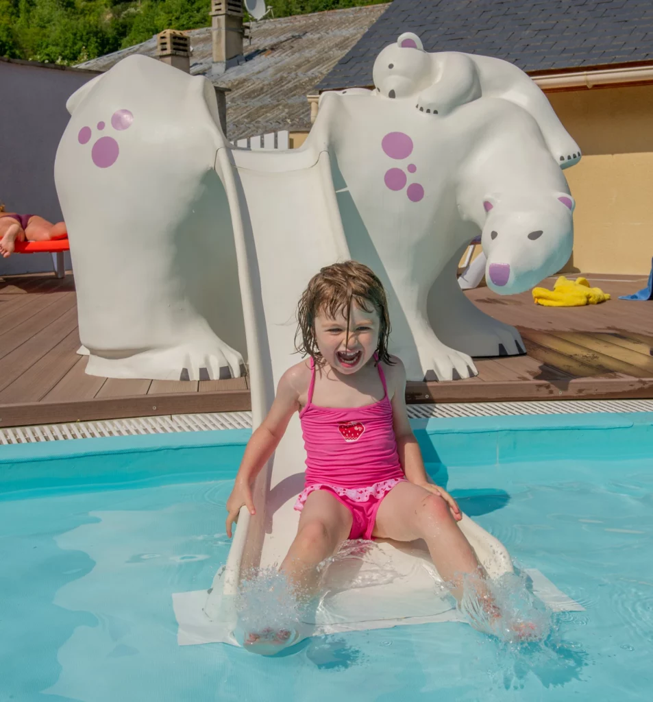 piscina infantil camping pirineos